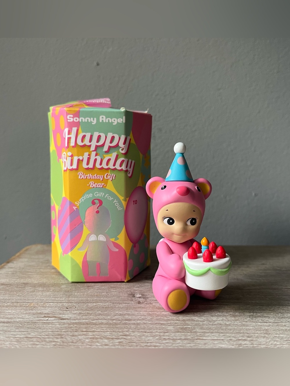 SONNY ANGEL Birthday Gift Bear - Birthday Cake Hug Figurine